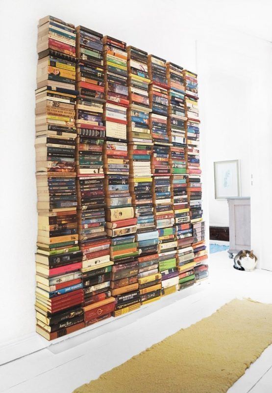 Estantes invisibles para libros - pared completa