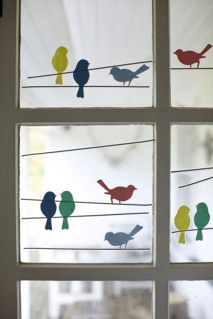 Decorar ventanas con dibujos de pájaros